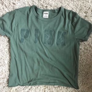 ☁️PINK Victoria’s Secret olive green tee